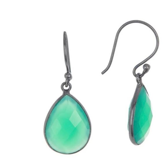Pear Drop Green Onyx Earrings - Picture 1 of 1